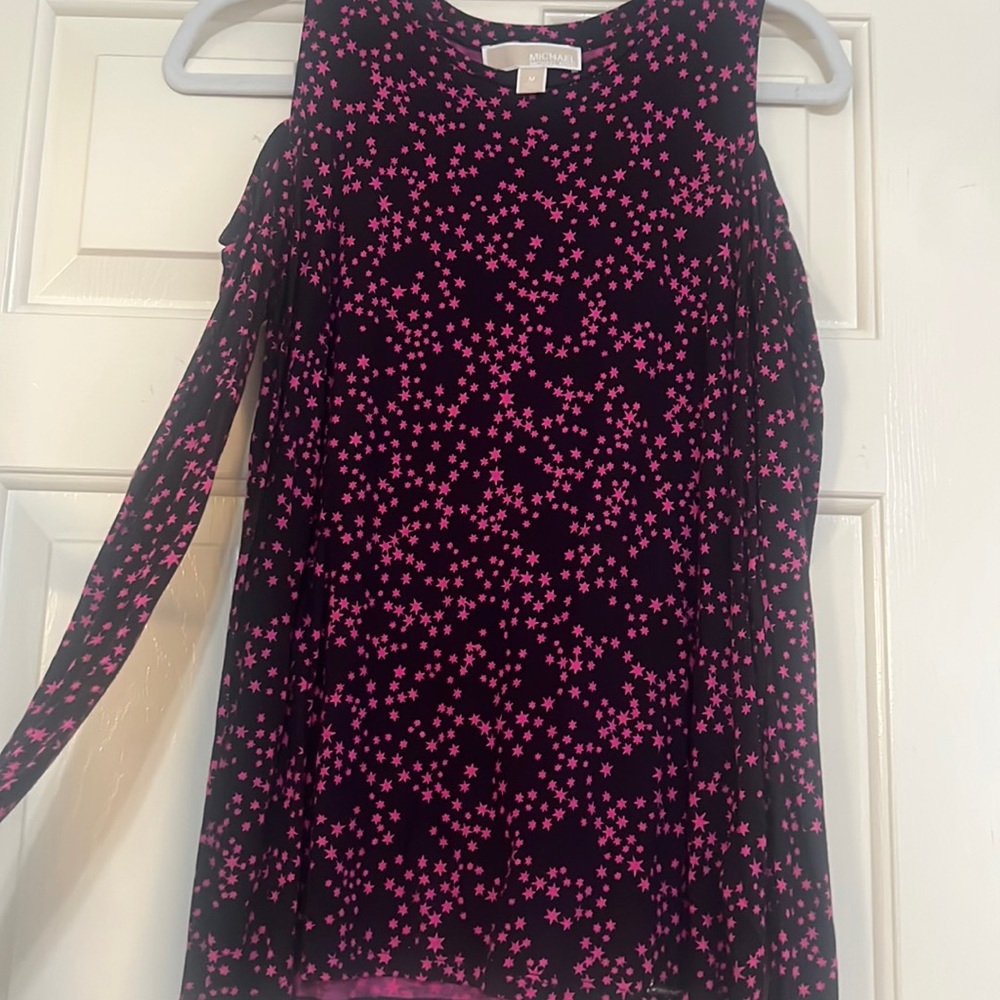 Michael kors shirt with sleeves size M